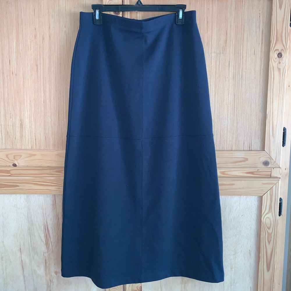 Good clothes modest minimalist skirt size L